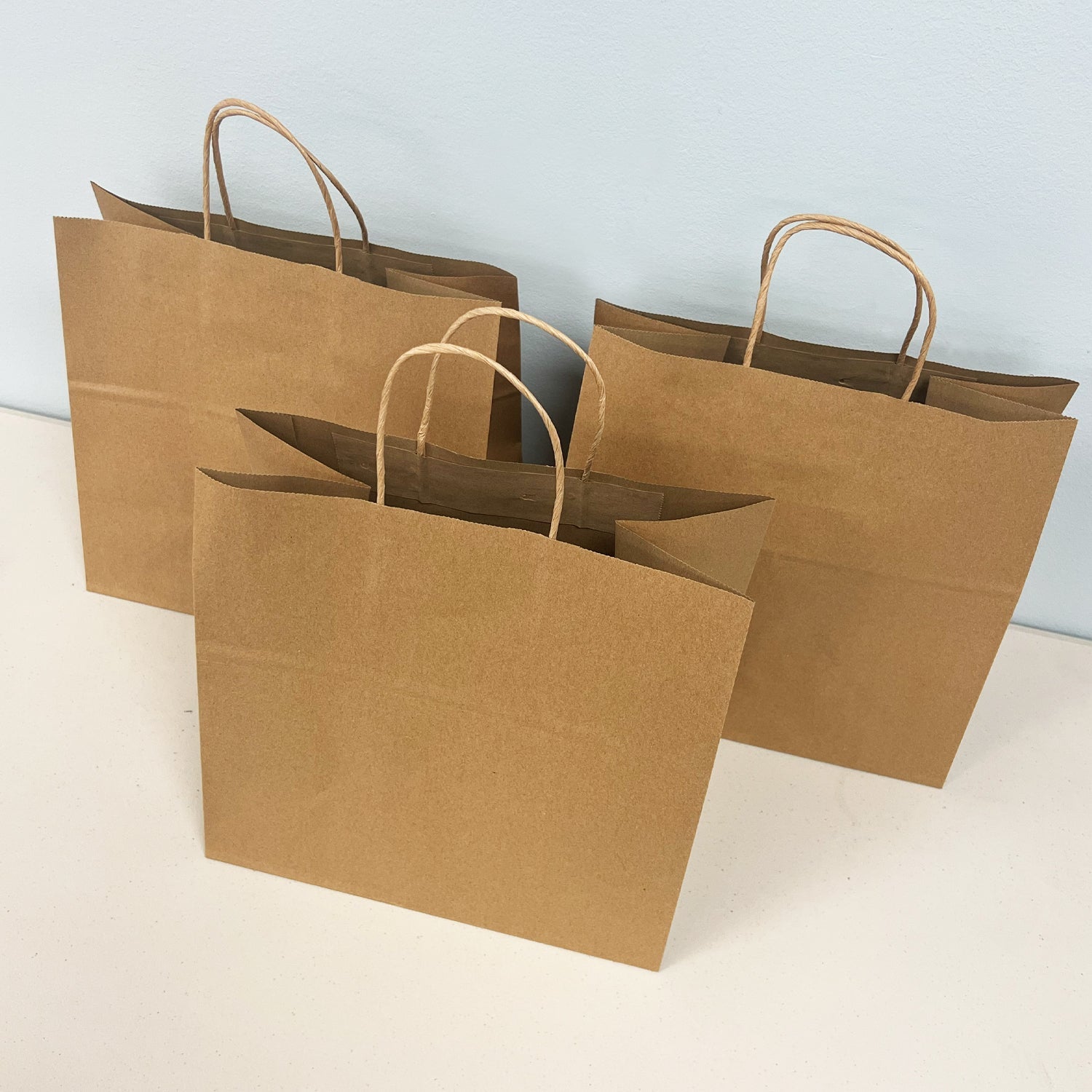 250 Pcs, Pluto, 12x7x12 inches, Kraft Paper Bags, with Twisted Handle